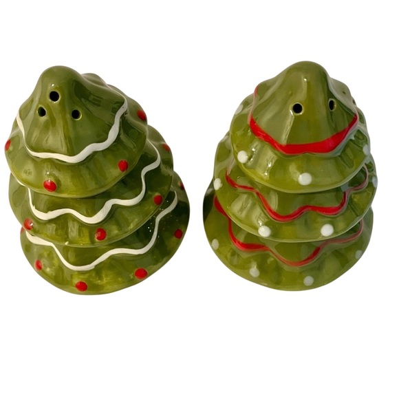 Hand Made Christmas Tree Salt And Pepper Shakers 3” Tall Christmas Tableware - Picture 3 of 5